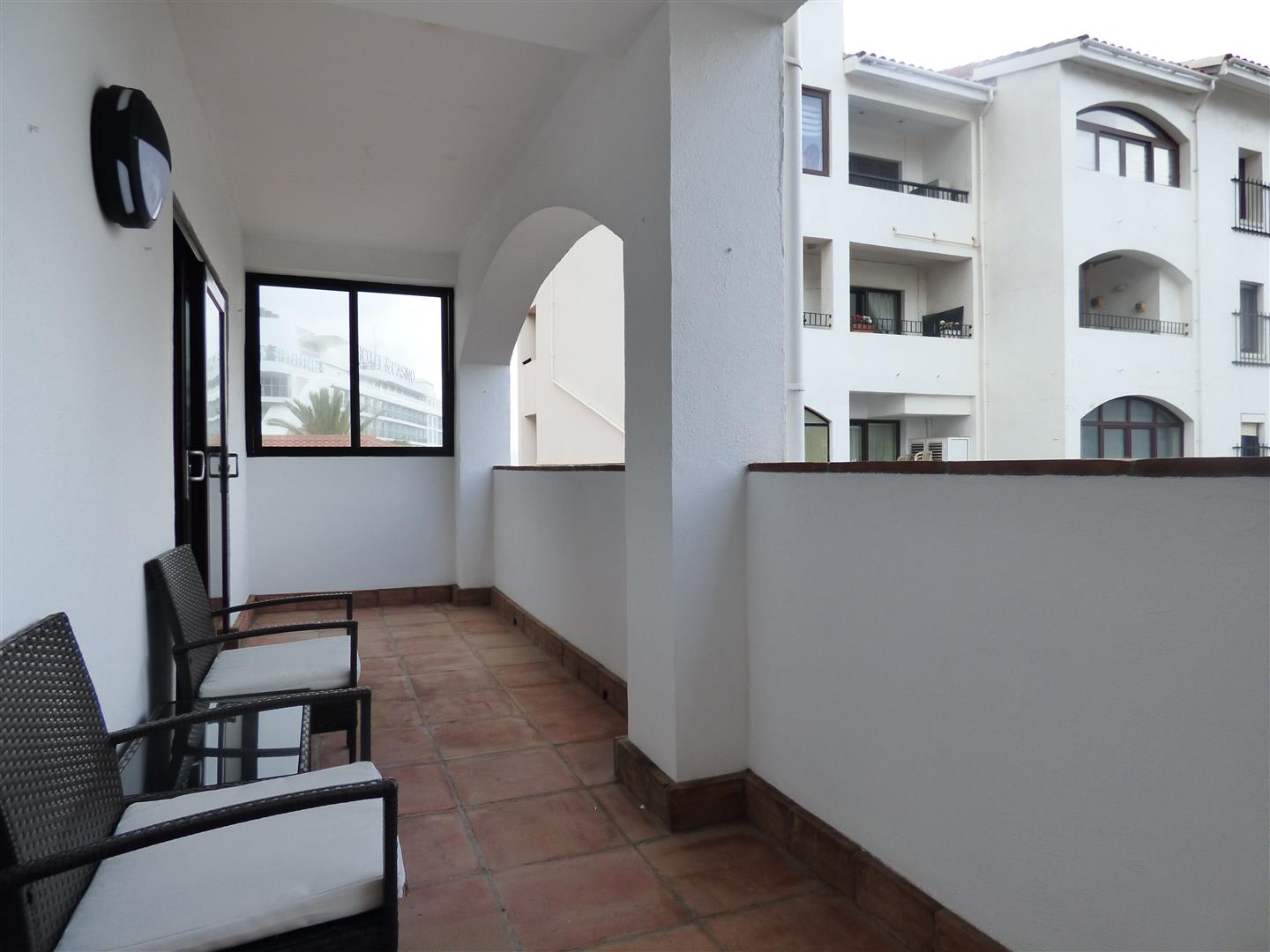 Image of Apartment - 1 Bedrooms - 1 Bathrooms for Rental in Marina Bay-Gibraltar, Image 5